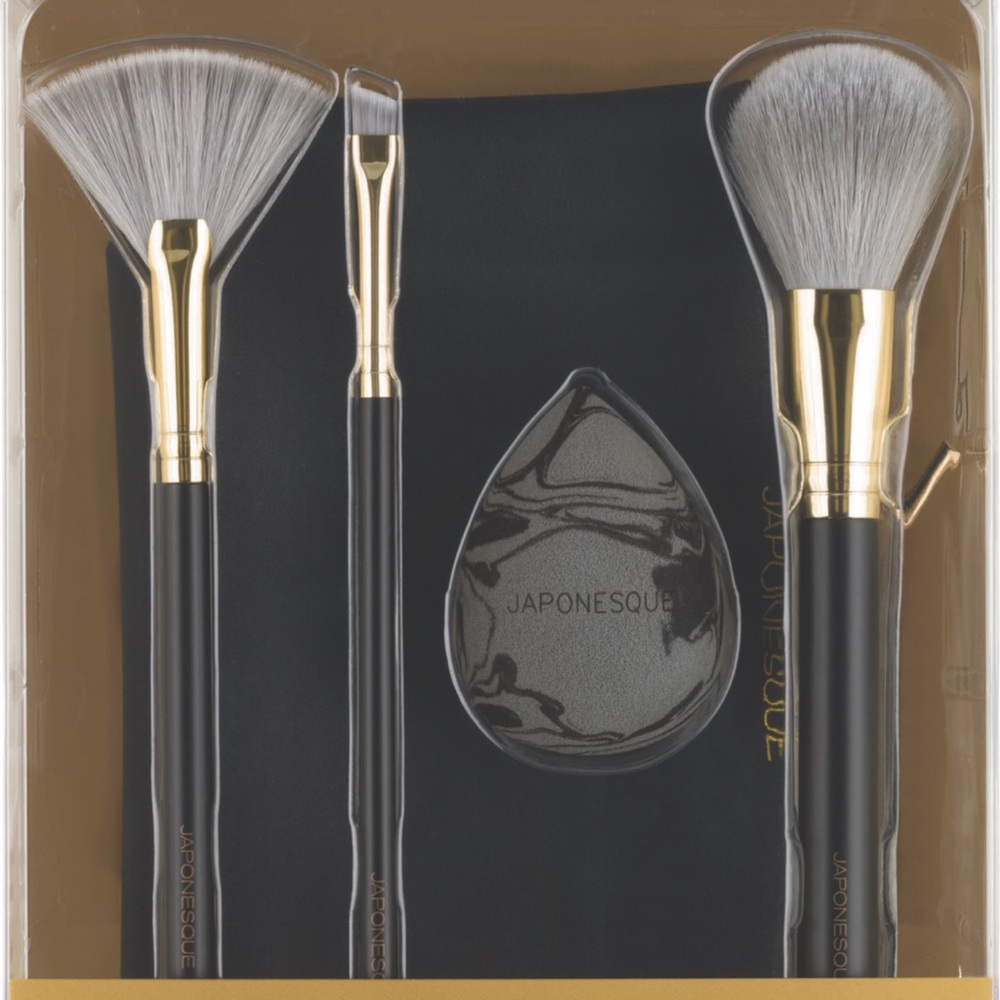 JAPONESQUE Radiance Brush and Sponge Set - Picture 2 of 5